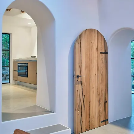 Willa Stylish 5 Bedroom Luxury With Pool And Sauna Santa Eularia des Riu