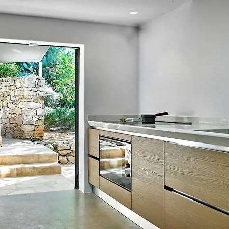 Stylish 5 Bedroom Luxury With Pool And Sauna Santa Eularia des Riu